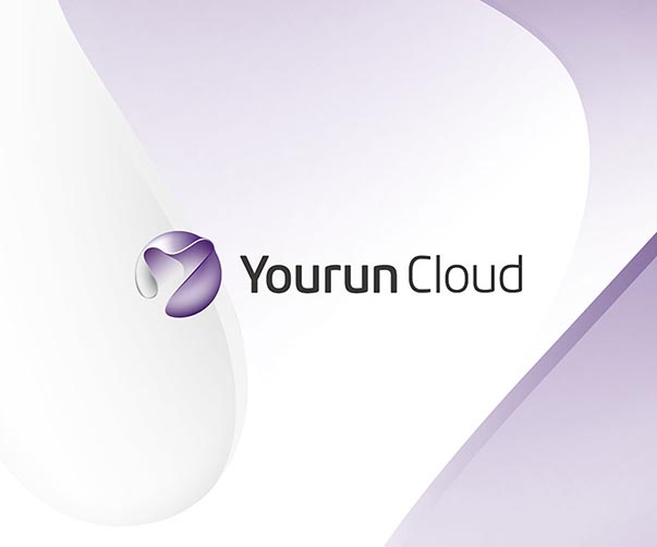 閃電符號點亮新能源充電站Logo設(shè)計